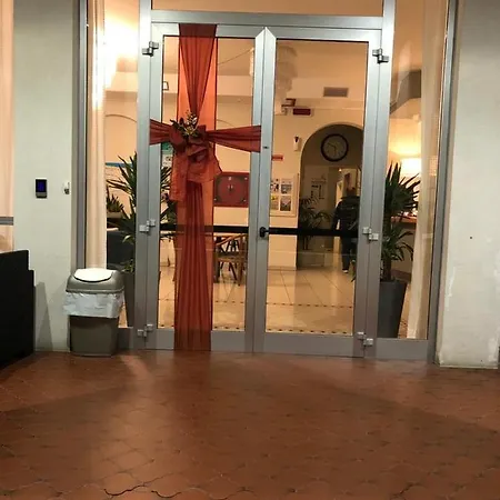 Admiral Hotel 3*