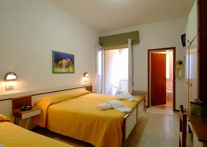 Admiral تْشيزيناتيكو