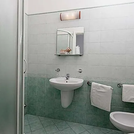 Hotel Admiral 3*